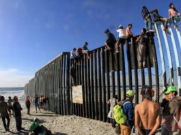 Migrantes en la frontera mexico - usa