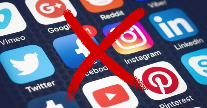 Redes Sociales bloqueadas en Ecuador