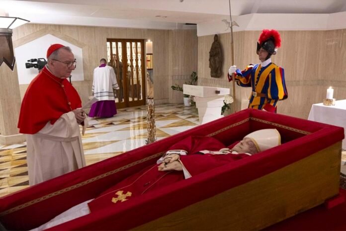 procesión despedida del papa Francisco
