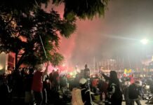 Buenos Aires se tiñe de rojo: banderazo de América de Cali antes del partido ante Huracán Banderazo América de Cali