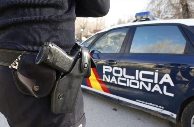 Policia - Inmigrante-marroqui- España